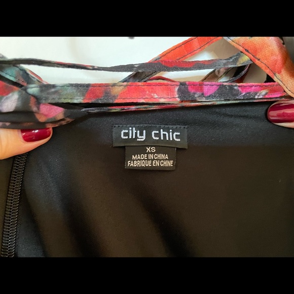 City Chic sleeveless dress- Plus size XS- Like new! - Picture 3 of 3